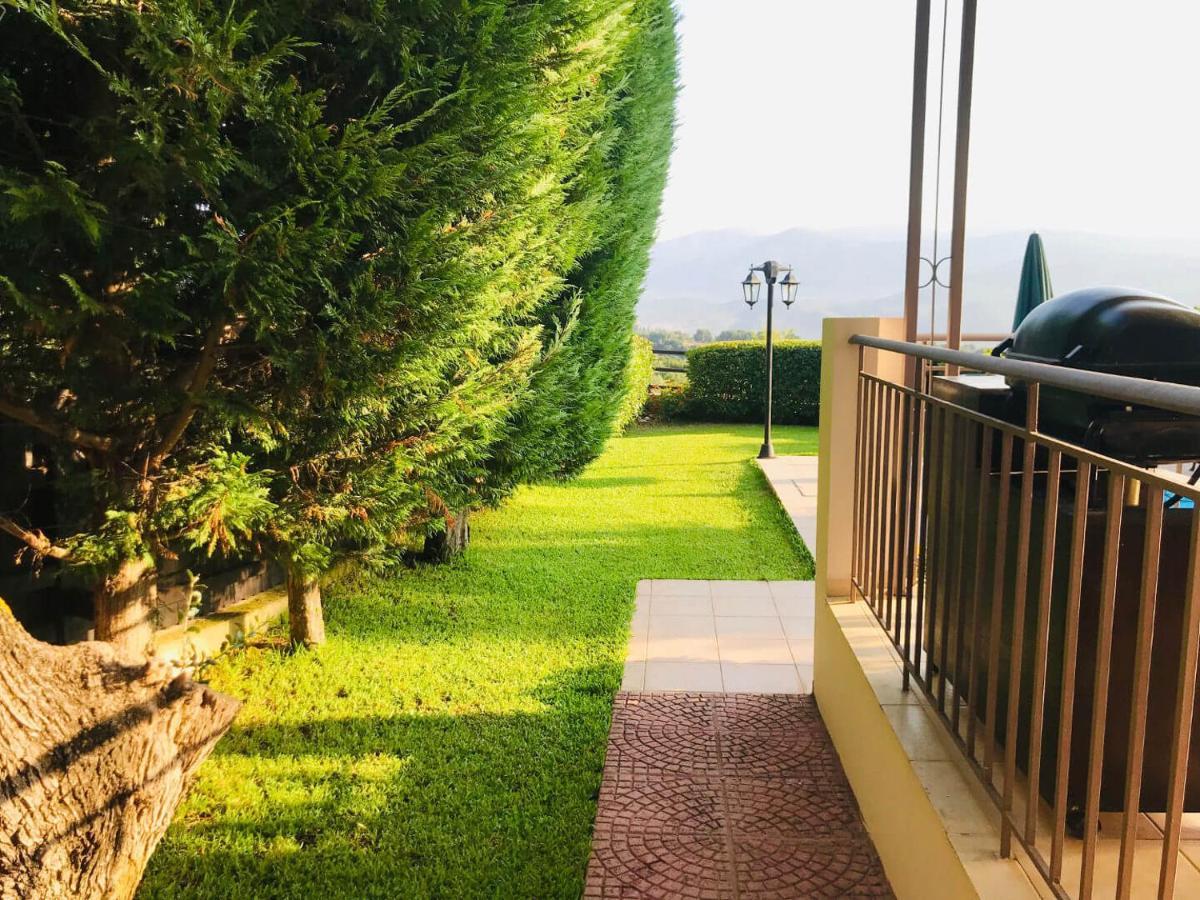 Traditional Villa Mandola Livathos  Exterior photo